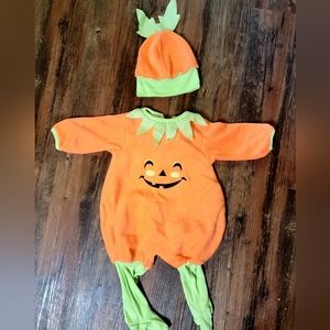 Baby pumpkin costume